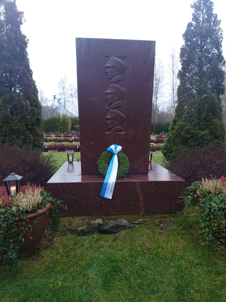 Gravestones at the war heroes' cemetery in Ylistaro on Independence Day